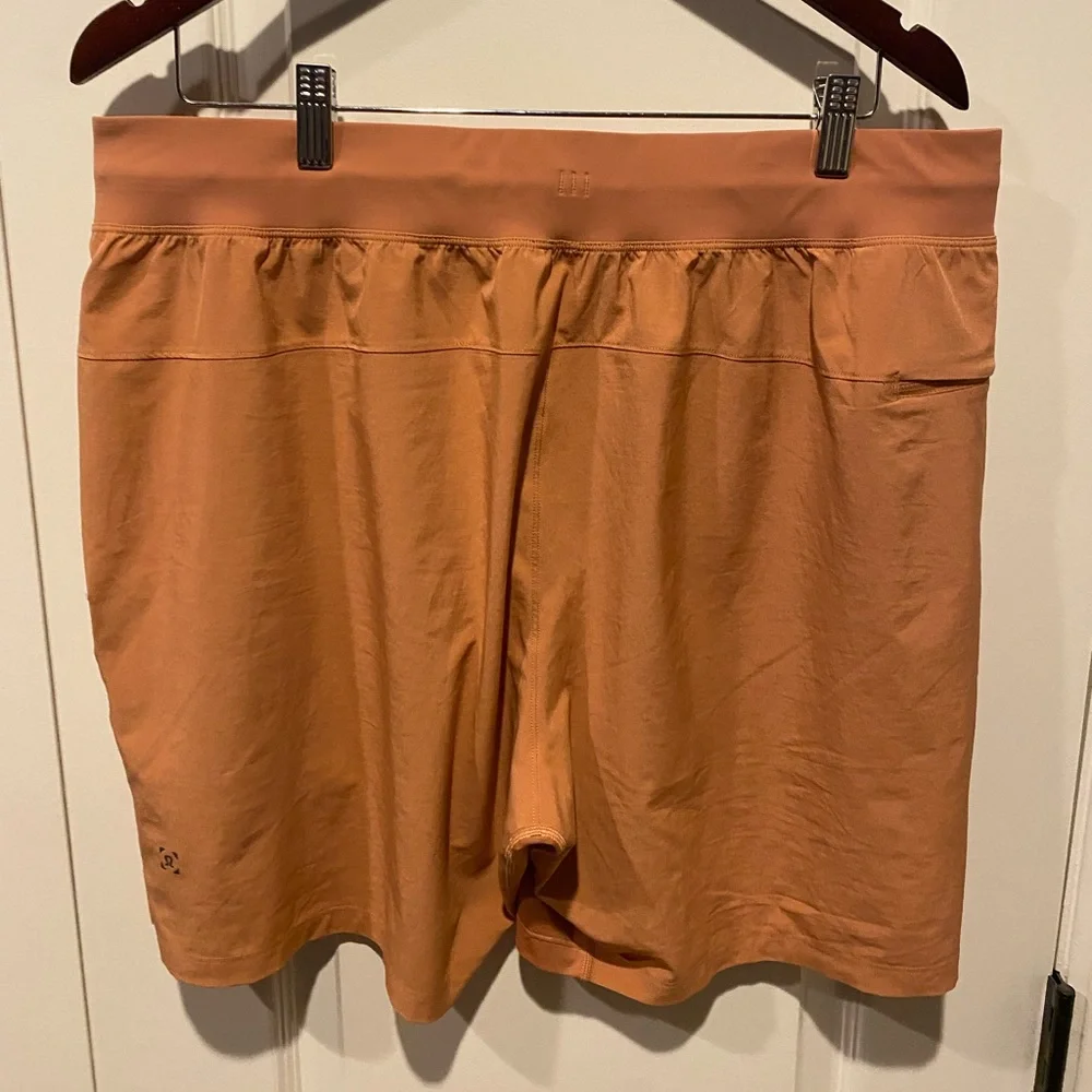 NWOT Lululemon THE Short 7 Inseam - Picture 2 of 2